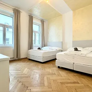  Appartamento Luxury At Famous Kutschkermarkt